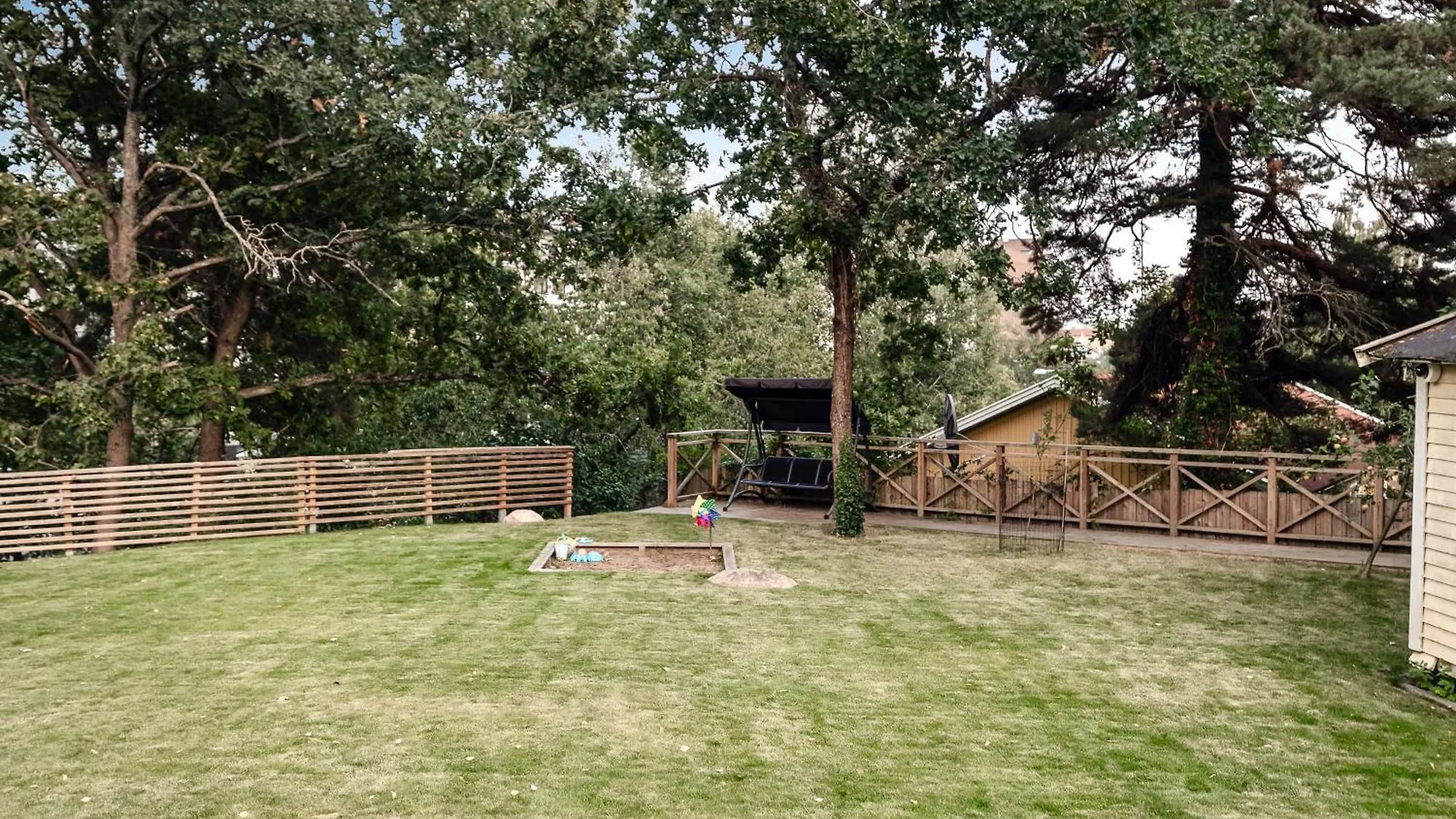 Modern 3Br Home Close To City Stokholm İsveç